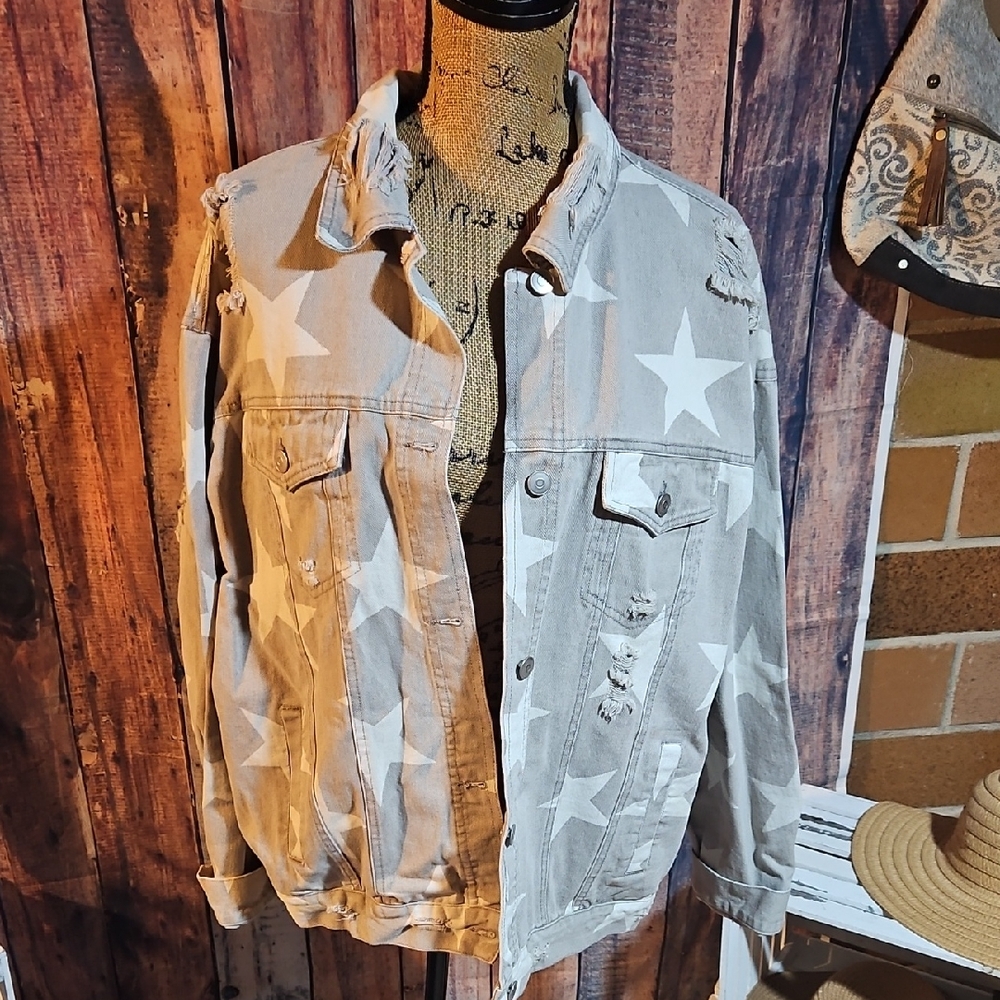Peach Love Star Patterned Gray Denim Jacket Distressed Oversized Size Small